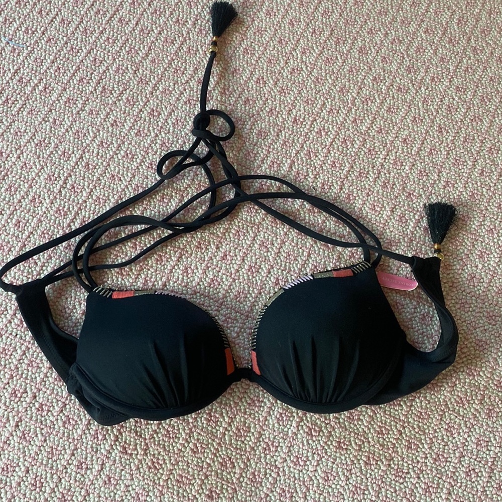 Victoria’s Secret Bikini Top